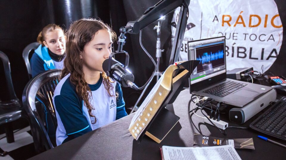 Kombi Rádio Bíblia SBB