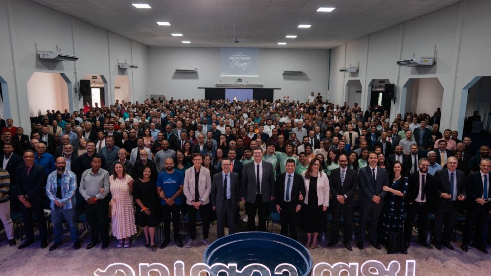 Líderes posam para foto oficial do Concílio do Ancionato. (Foto: Matheus Amaral)