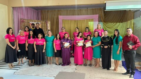 O avanço da missão tem rosto feminino: mulheres evangelizam e celebram decisões por Cristo
