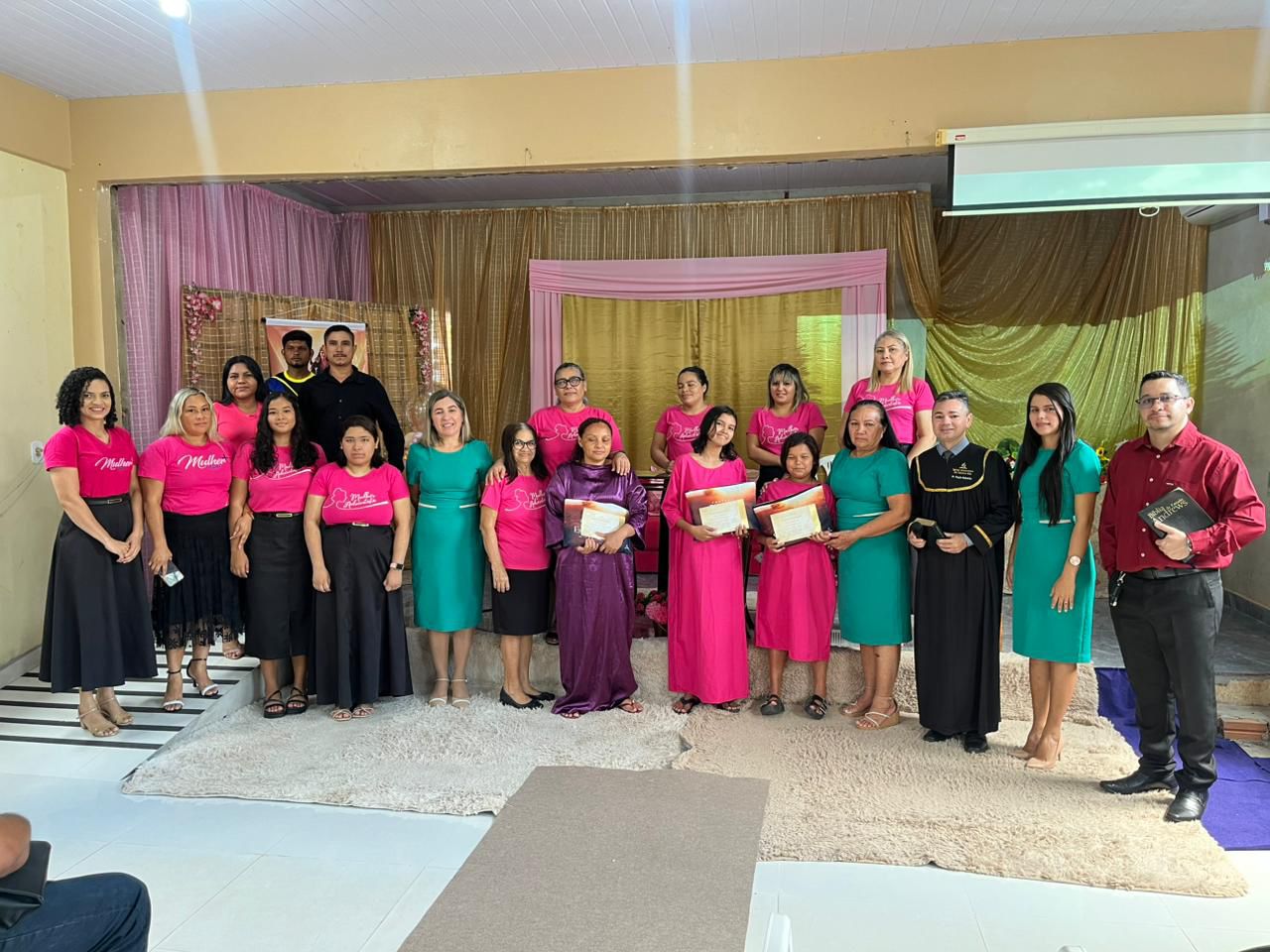 O avanço da missão tem rosto feminino: mulheres evangelizam e celebram decisões por Cristo