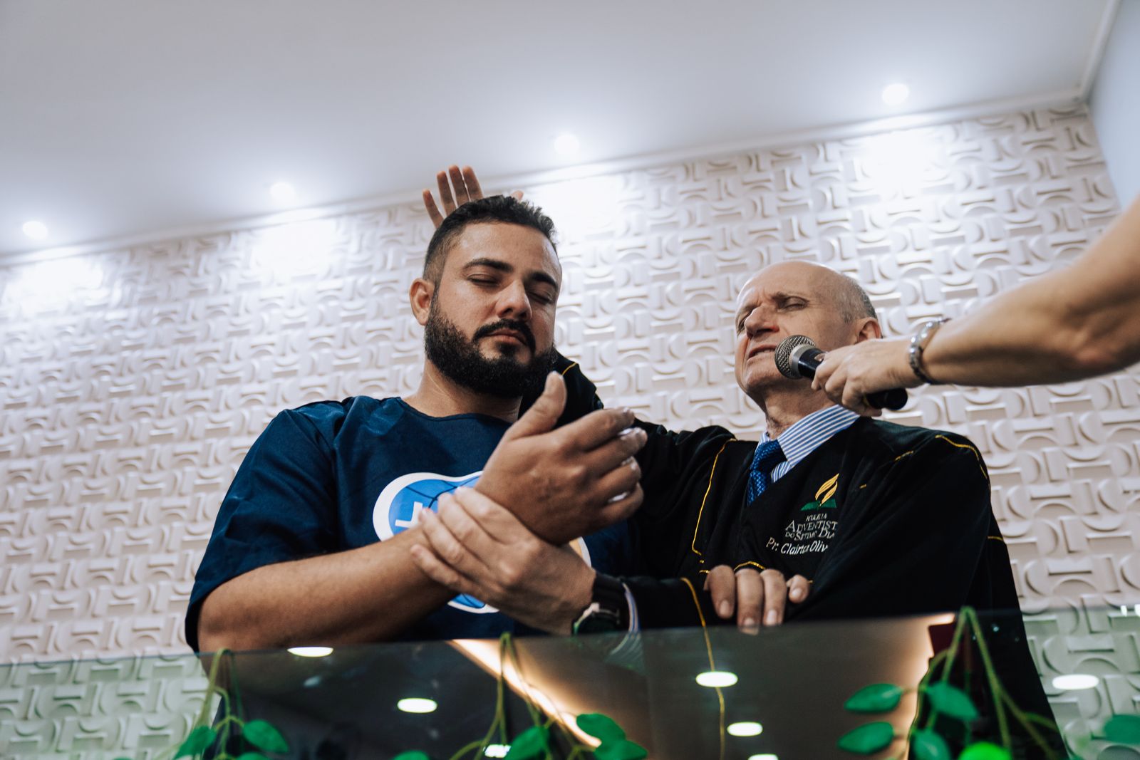 Do acidente ao batismo: um testemunho de milagre e transformação
