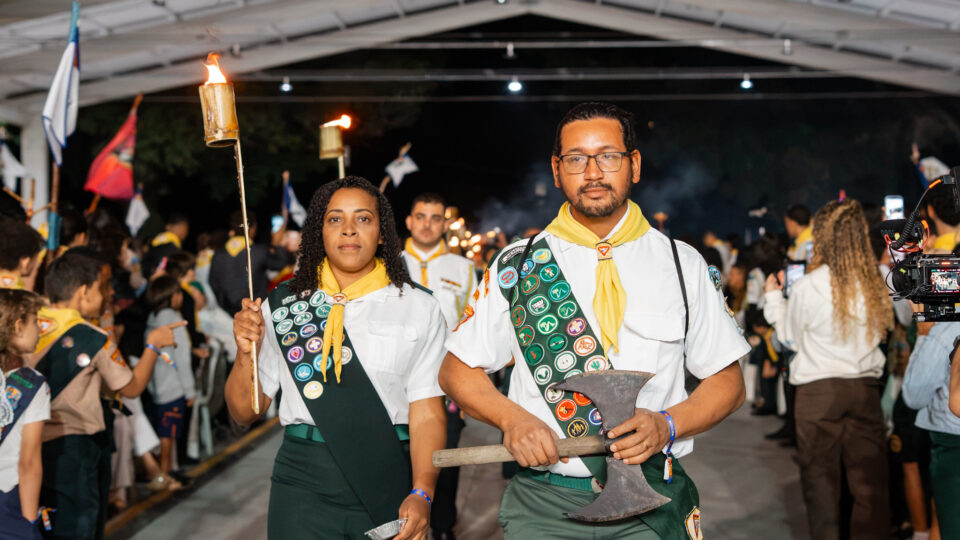 Entrada dos líderes. (Foto: Matheus Amaral)