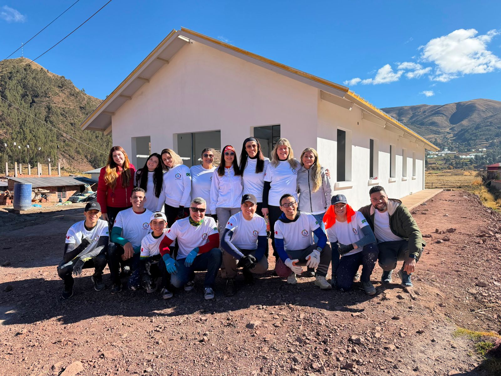 Voluntários capixabas atuam em missão no Peru