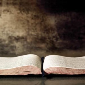 Resolución sobre la Santa Biblia