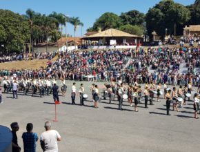 Igreja Adventista participa de desfile cívico em Betim - TV Novo Tempo