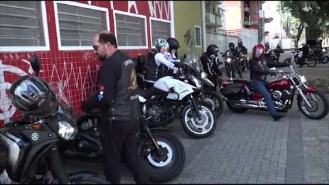 AMM Curitiba reúne apaixonados por motos e divulgam o evangelho